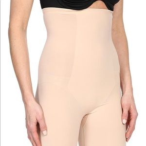 NEW Spanx Thinsticts high-waisted shapewear